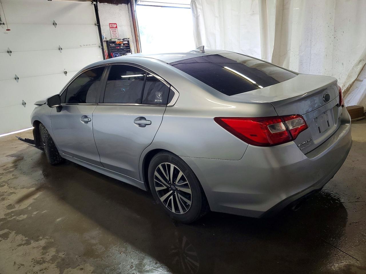 2019 Subaru Legacy 2.5I Premium - Фото 2