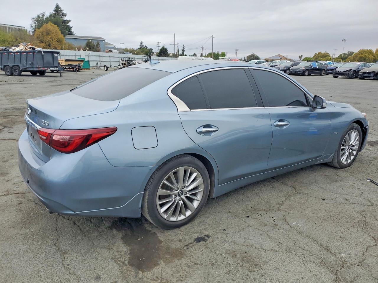 2019 Infiniti Q50 3.0T Luxe - Фото 3