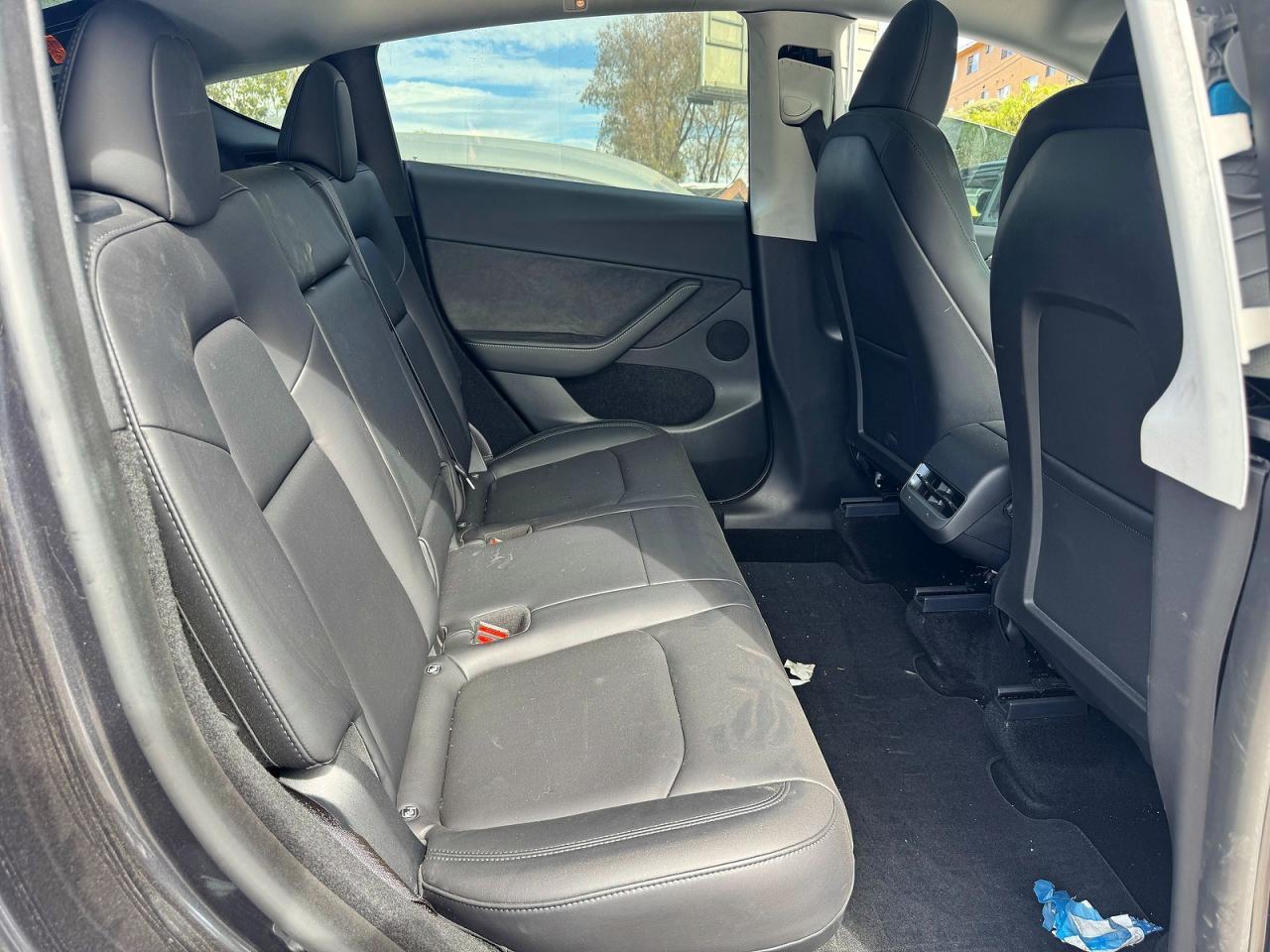 2024 Tesla Model Y - Фото 6