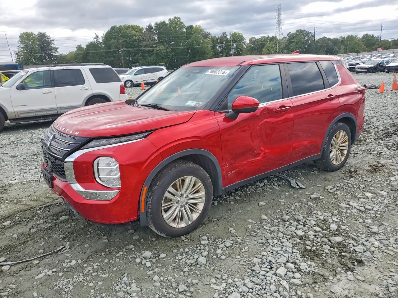 2022 Mitsubishi Outlander Es