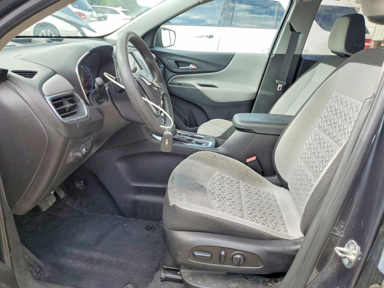 2022 Chevrolet Equinox Ls - Фото 7