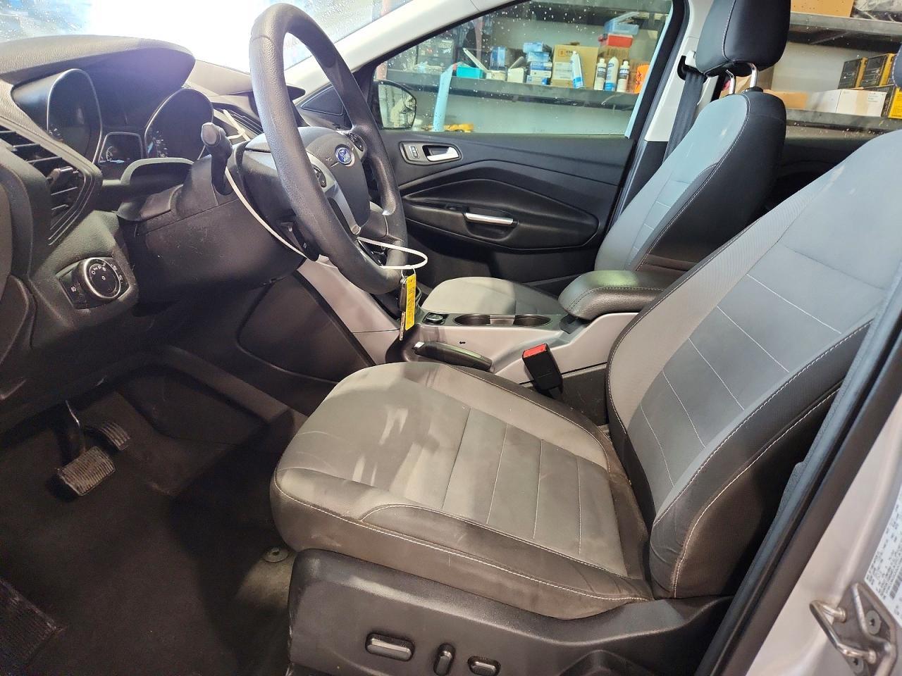 2016 Ford Escape Se - Фото 7