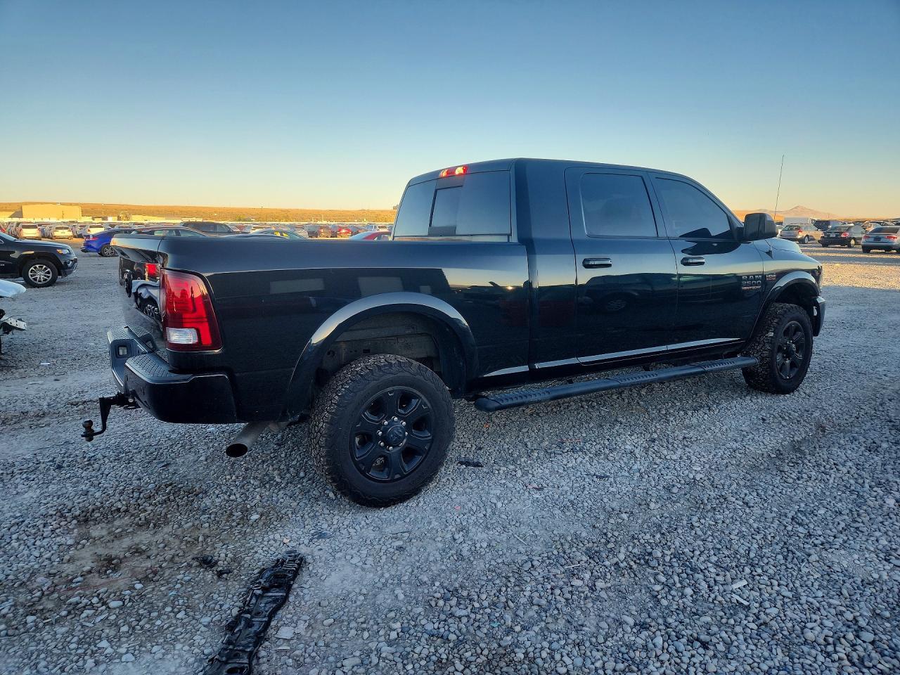 2018 Ram 2500 Laramie - Image 3