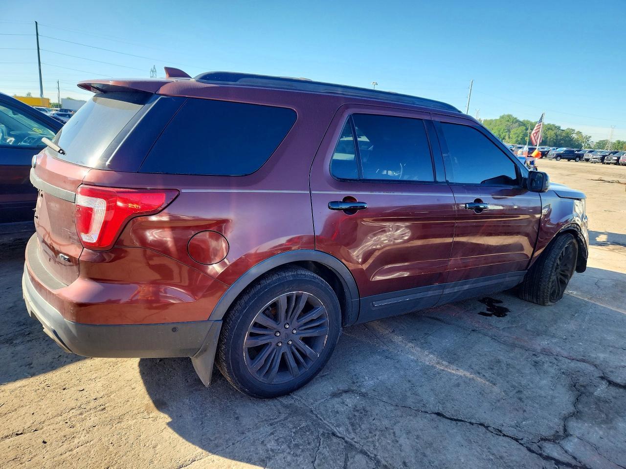2016 Ford Explorer Platinum - Фото 3