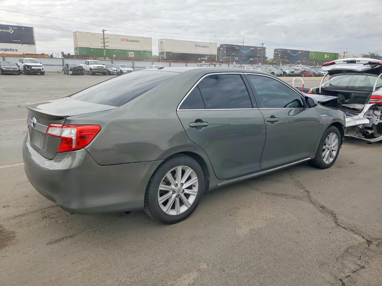 2012 Toyota Camry Hybrid Xle - Image 3
