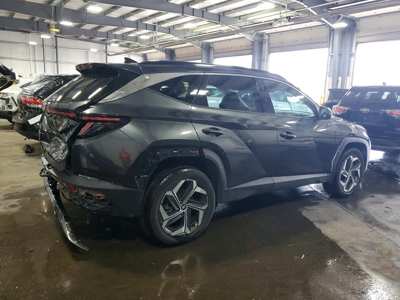 2023 Hyundai Tucson Limited - Image 3