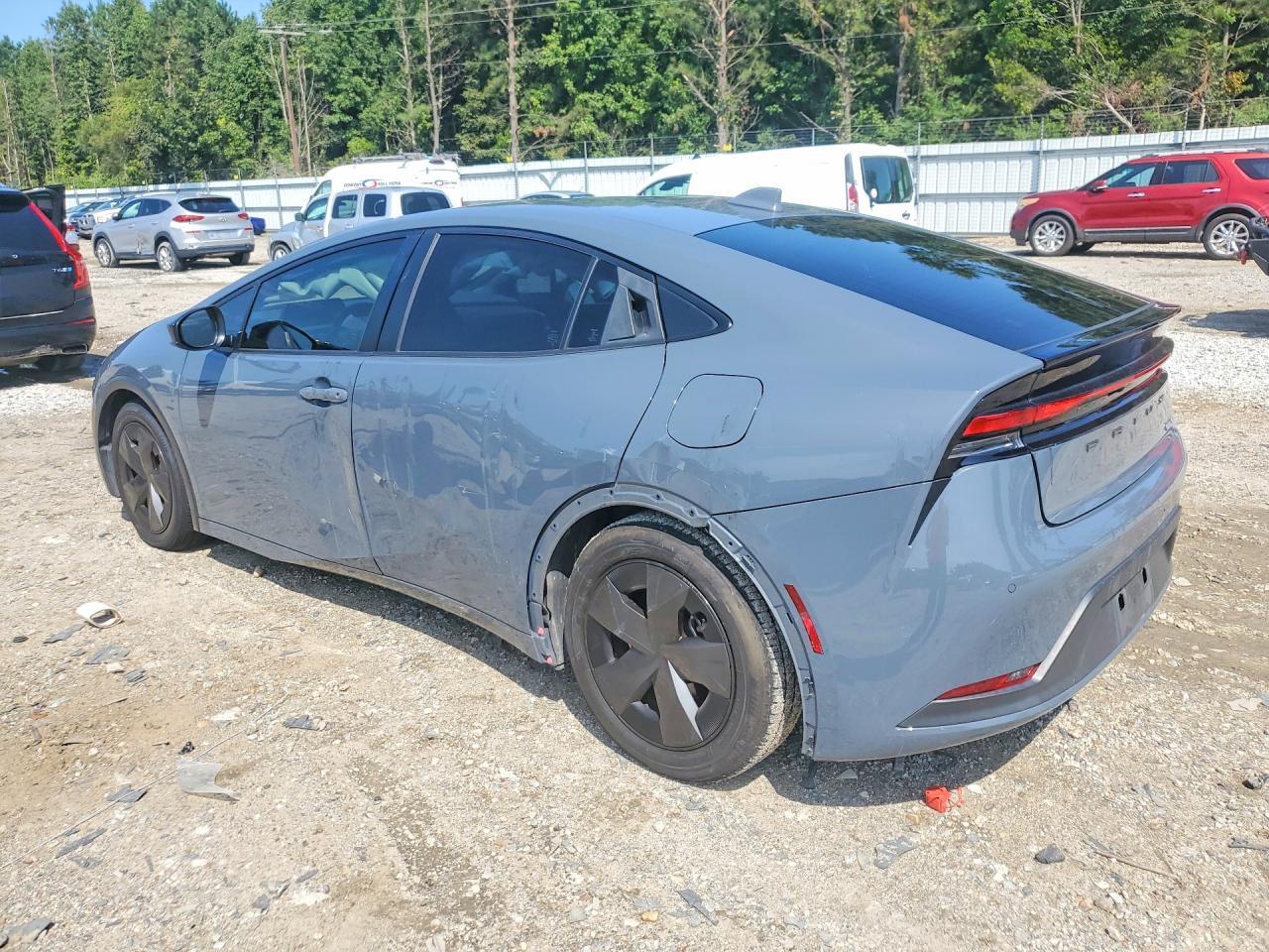 2023 Toyota Prius Le - Image 2