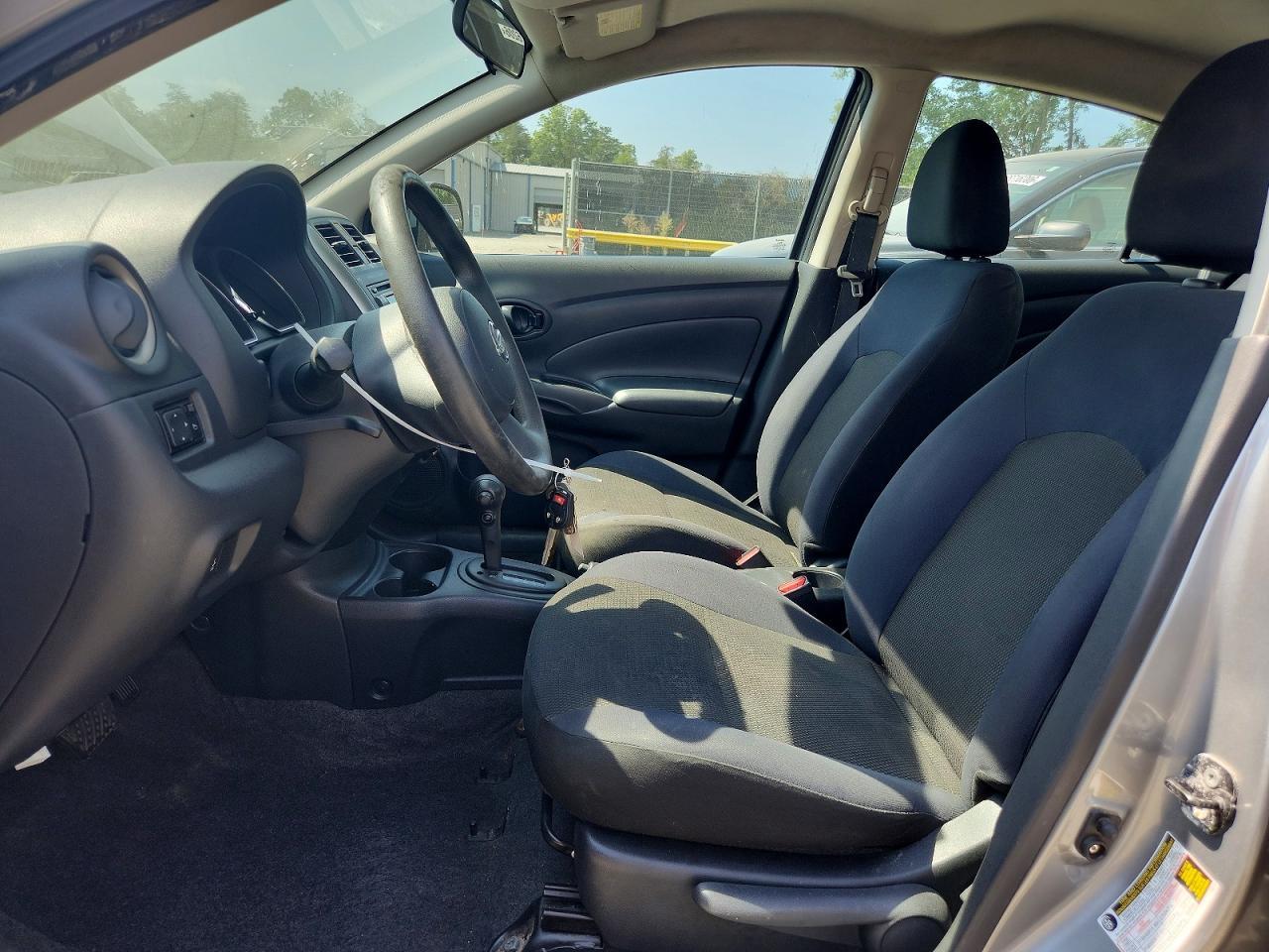 2012 Nissan Versa 1.6 S - Фото 7