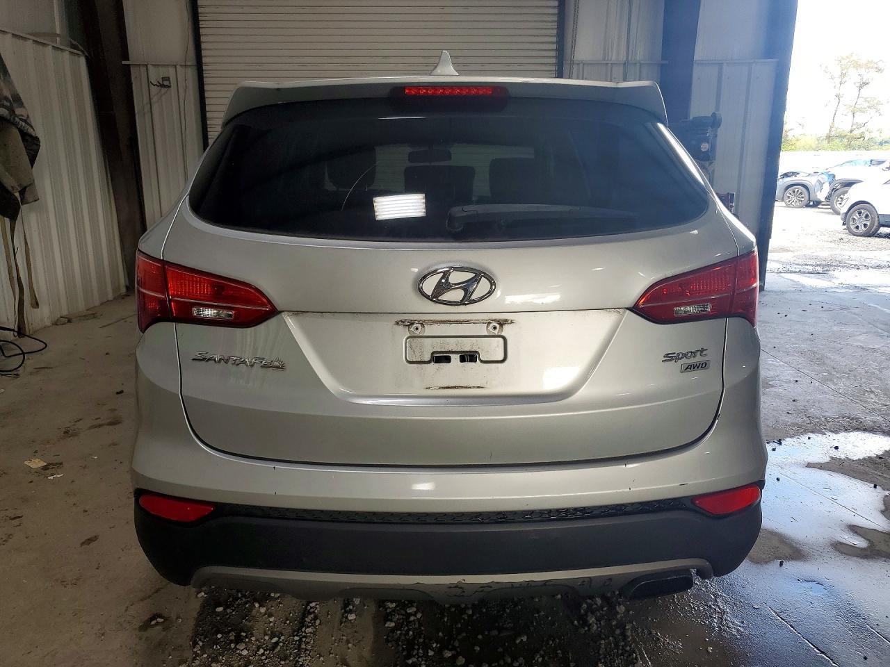 2015 Hyundai Santa Fe Sport 2.4L - Фото 6