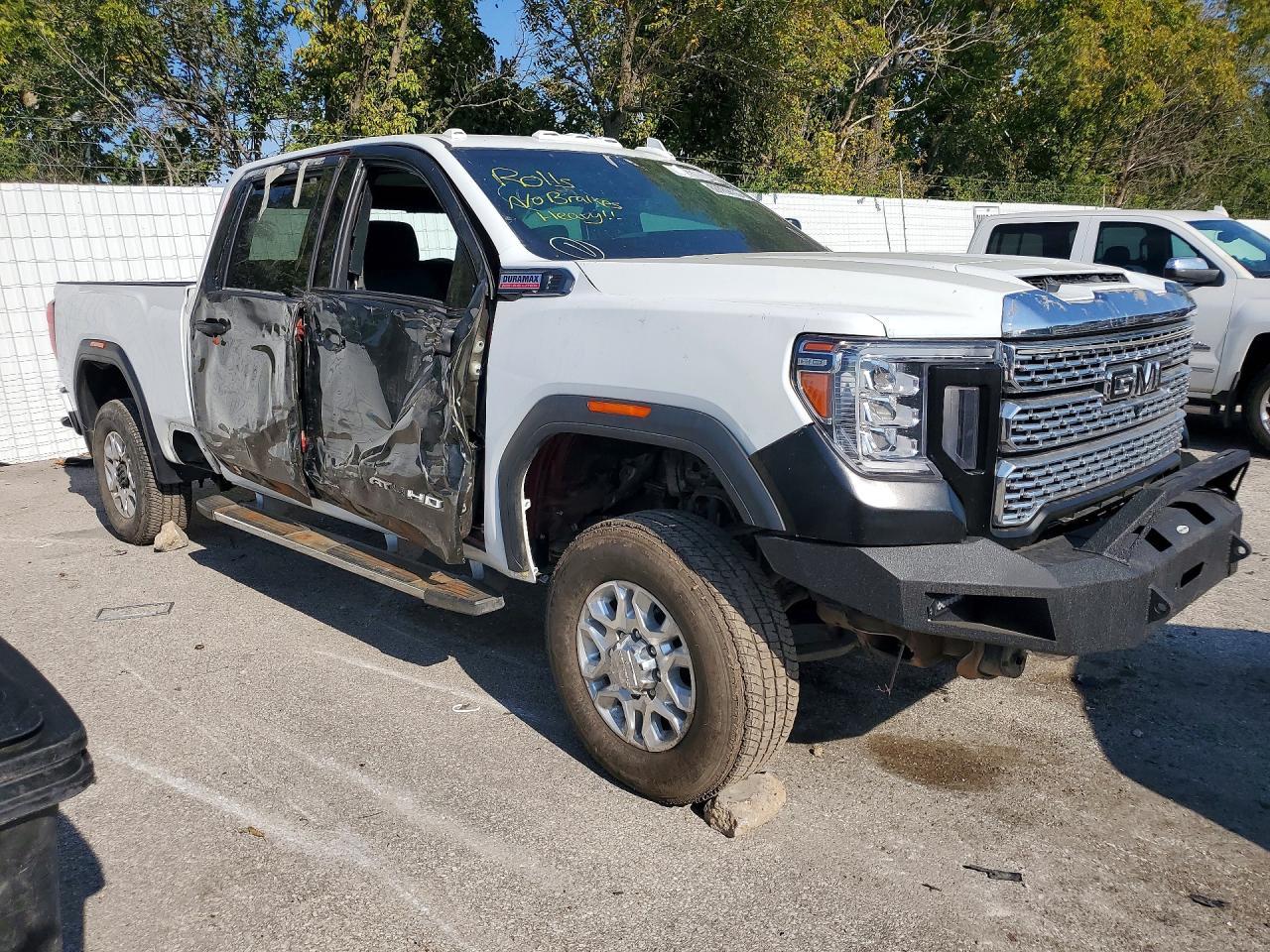 2020 GMC Sierra K2500 Denali - Image 4