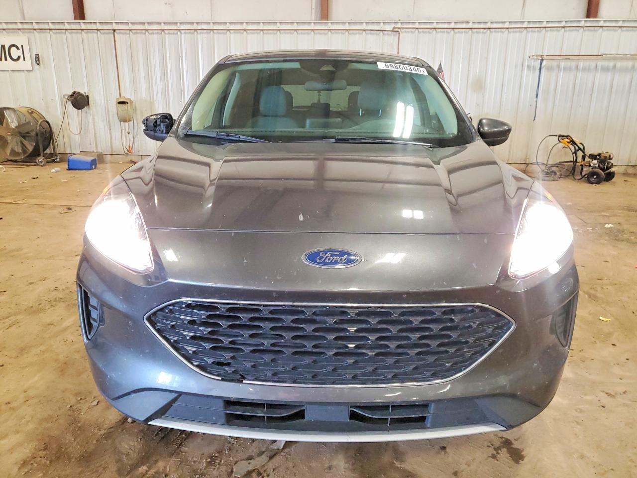 2020 Ford Escape Se - Фото 5