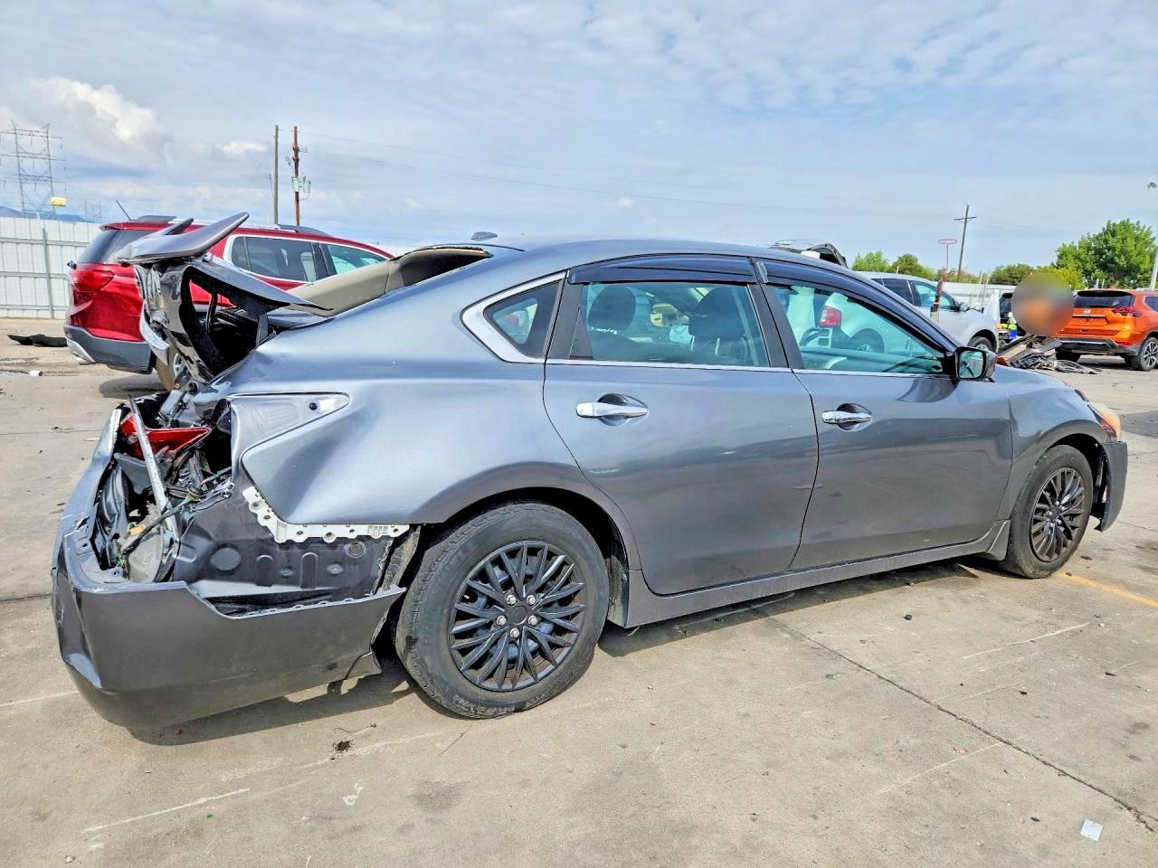 2015 Nissan Altima 2.5 S - Image 3