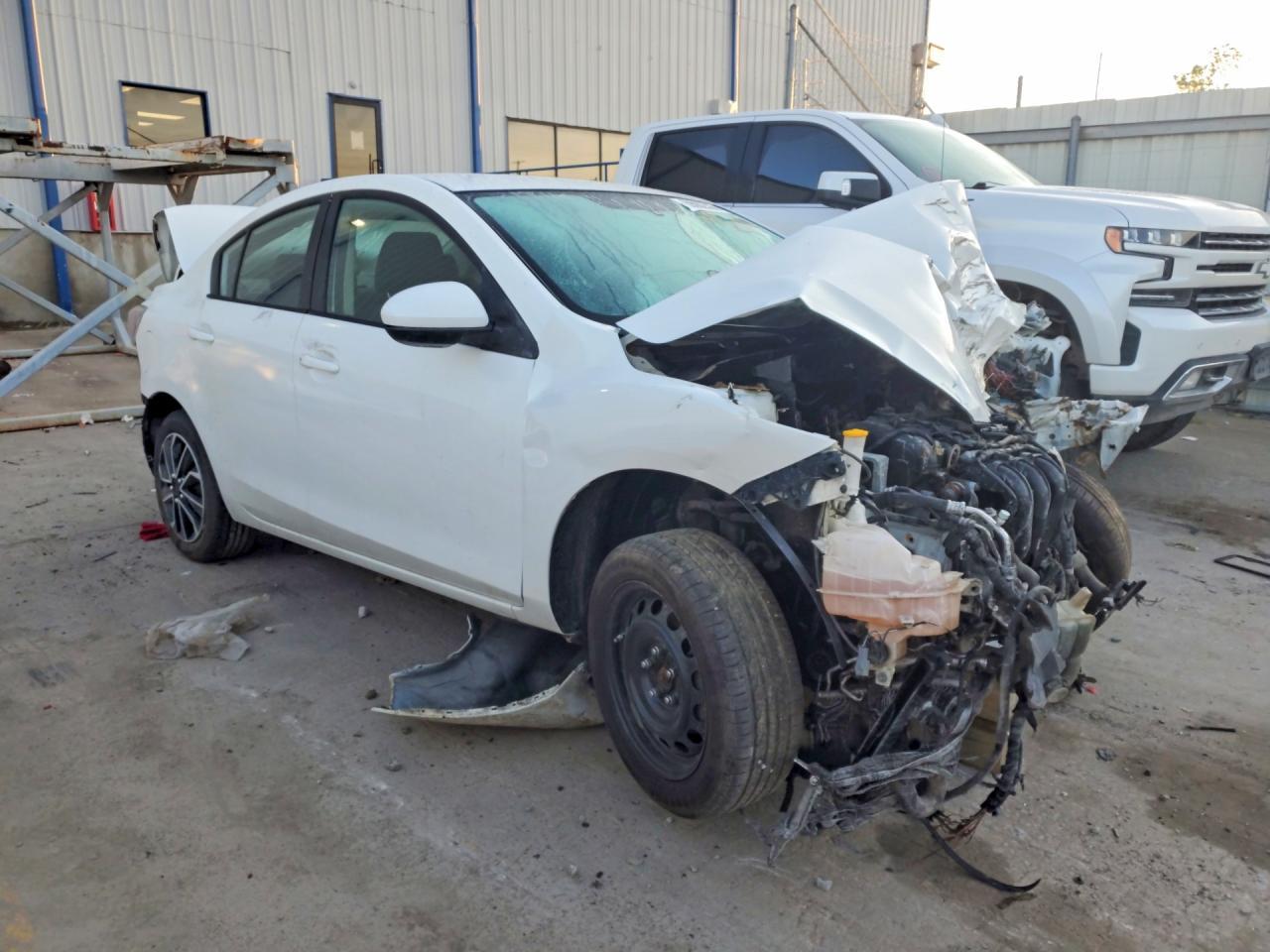 2011 Mazda 3 I - Фото 4