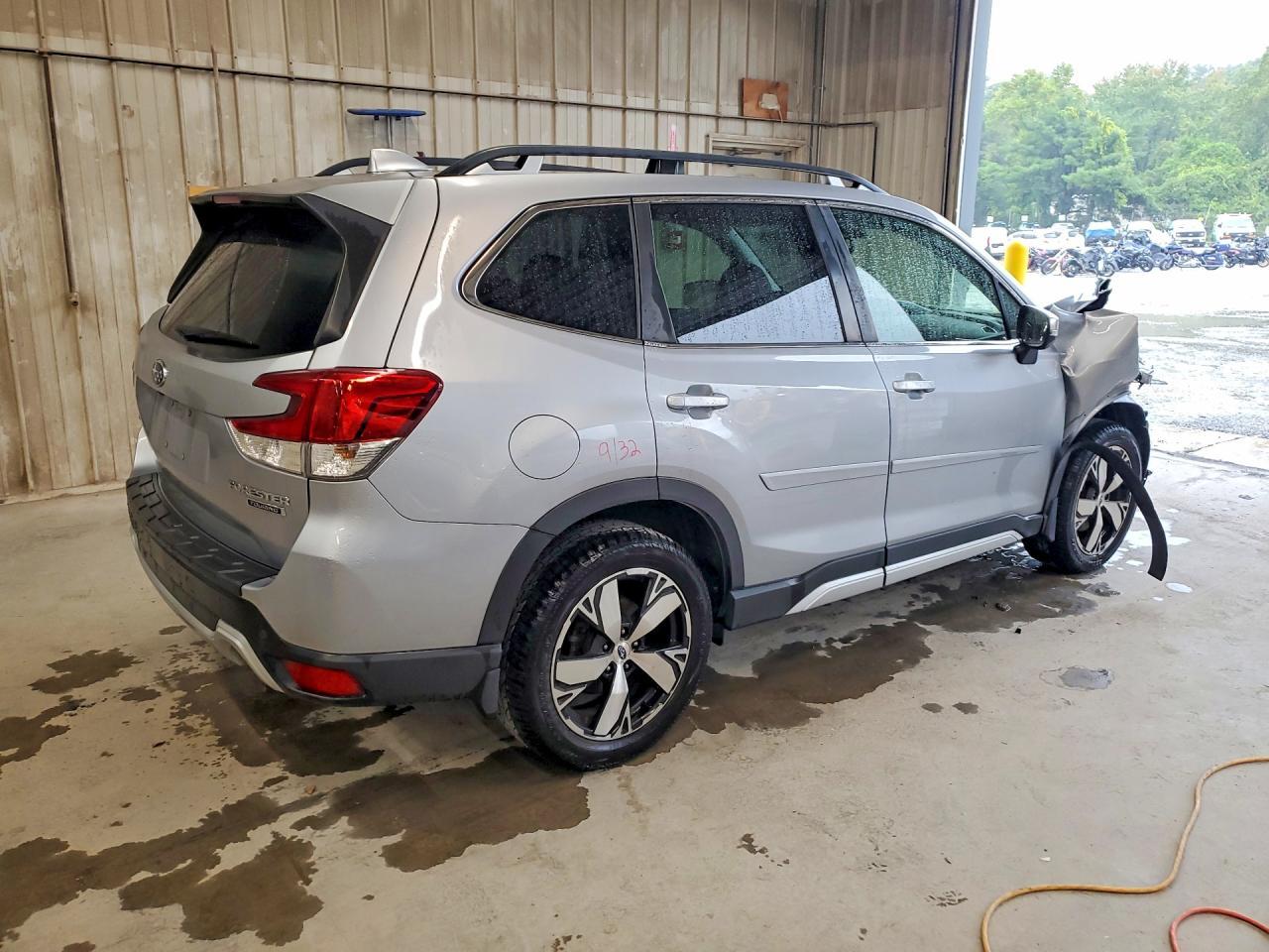 2020 Subaru Forester Touring - Фото 3