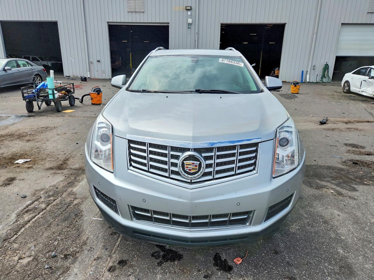 2016 Cadillac Srx Luxury Collection - Image 5