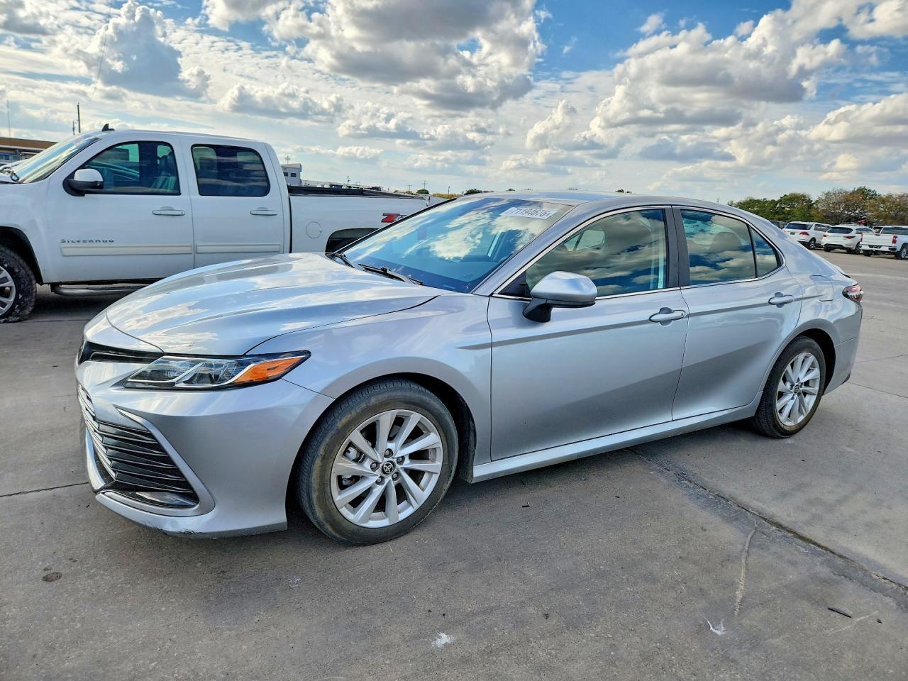 2023 Toyota Camry Le