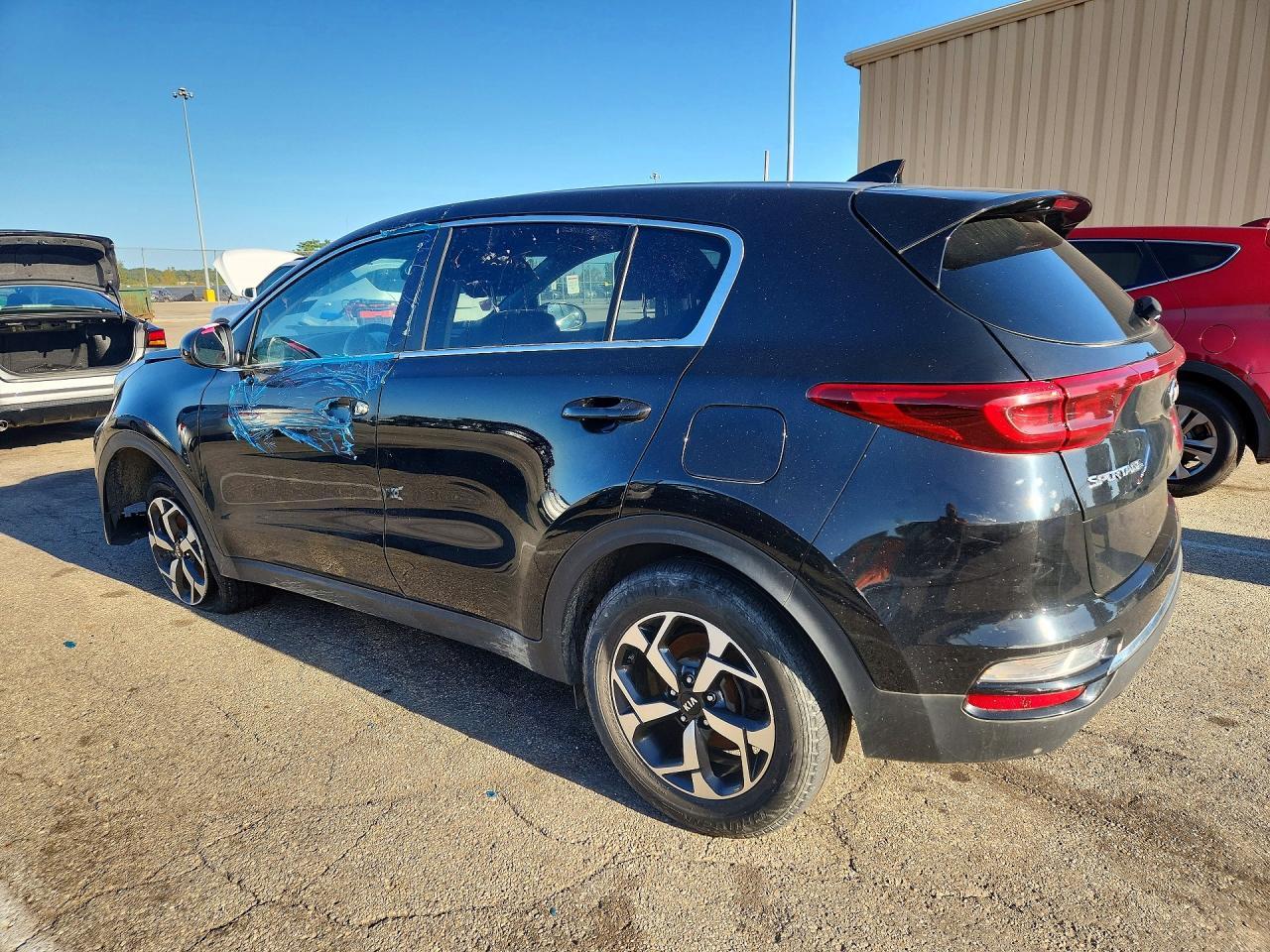 2021 Kia Sportage Lx - Фото 2