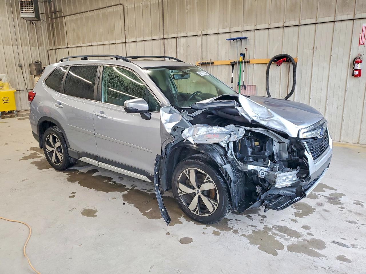 2020 Subaru Forester Touring - Фото 4