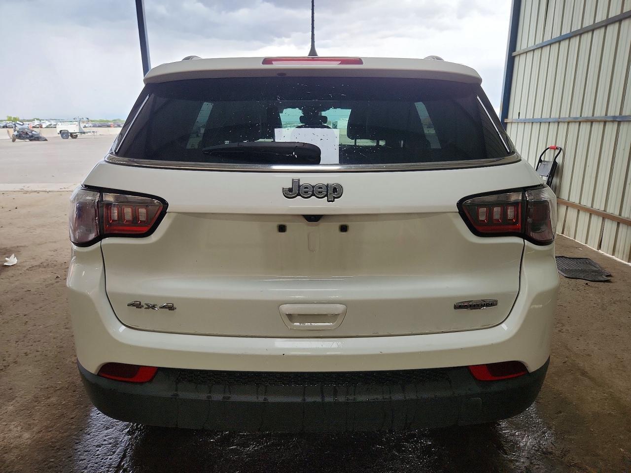 2024 Jeep Compass Latitude - Image 6