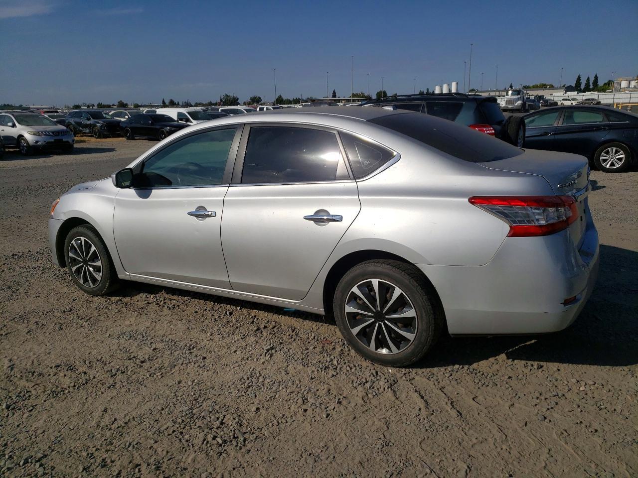 2015 Nissan Sentra Sv - Фото 2