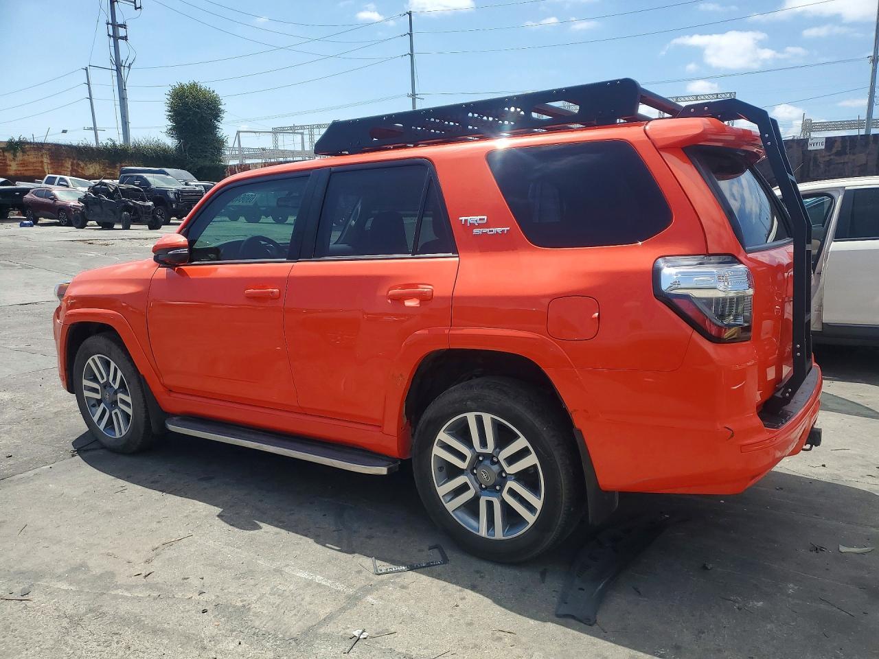 2024 Toyota 4Runner Trd Sport - Image 2