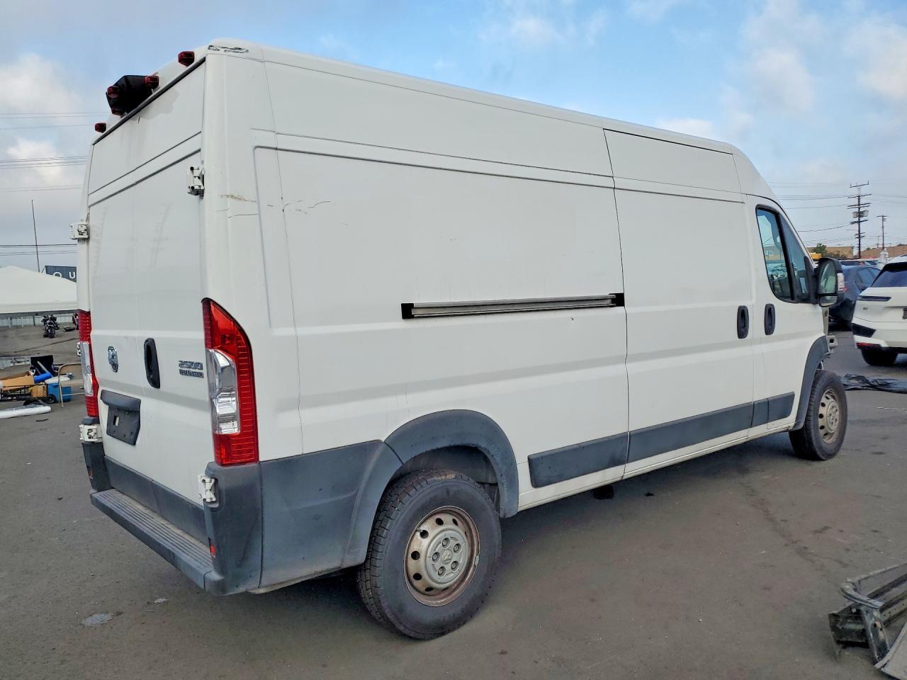 2023 Ram Promaster 2500 High - Image 3