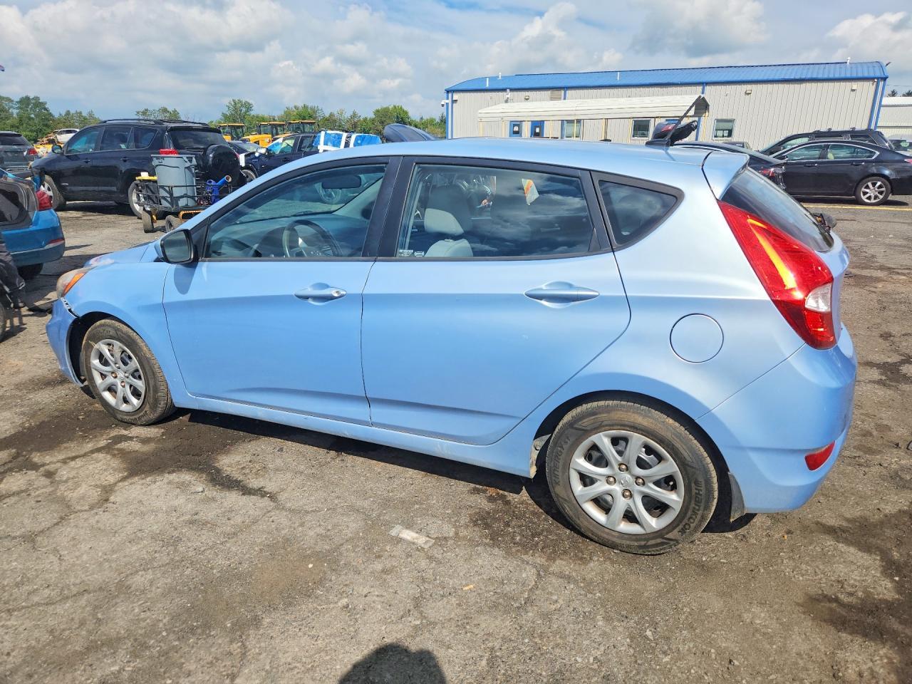 2012 Hyundai Accent Gs - Фото 2