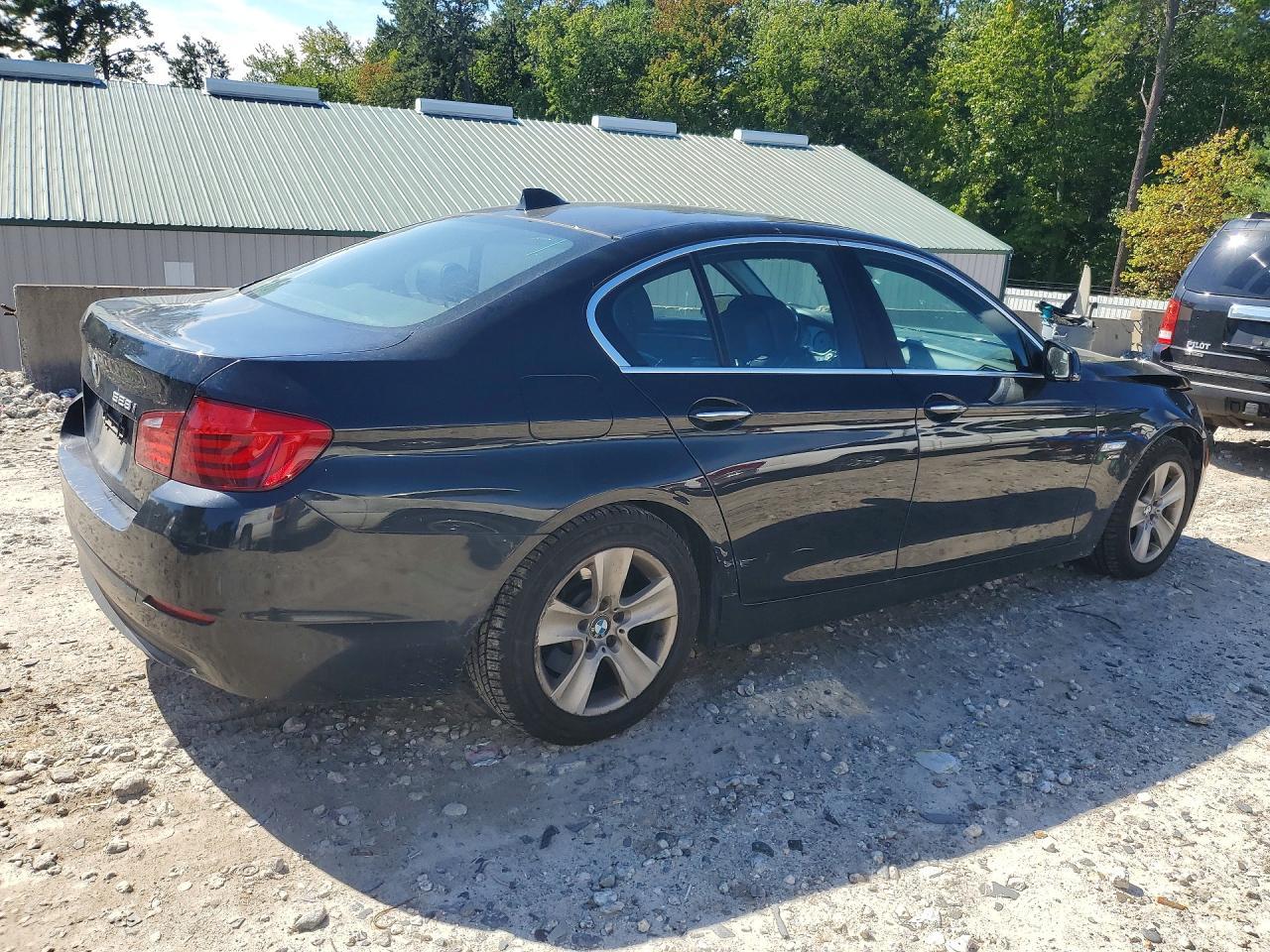 2012 BMW 528 Xi - Фото 3