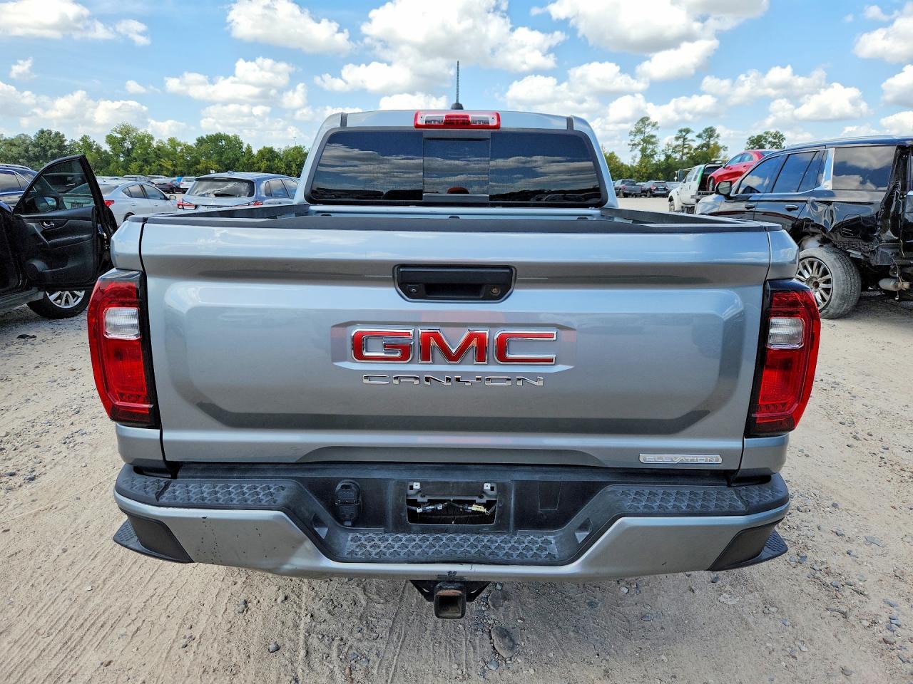 2024 GMC Canyon Elevation - Фото 6