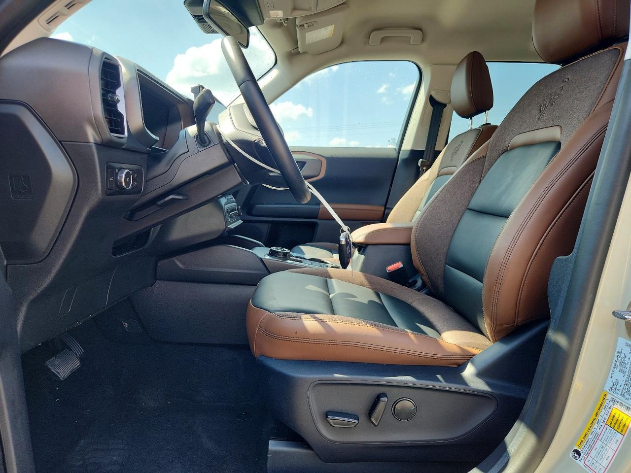 2025 Ford Bronco Sport Outer Banks - Фото 7