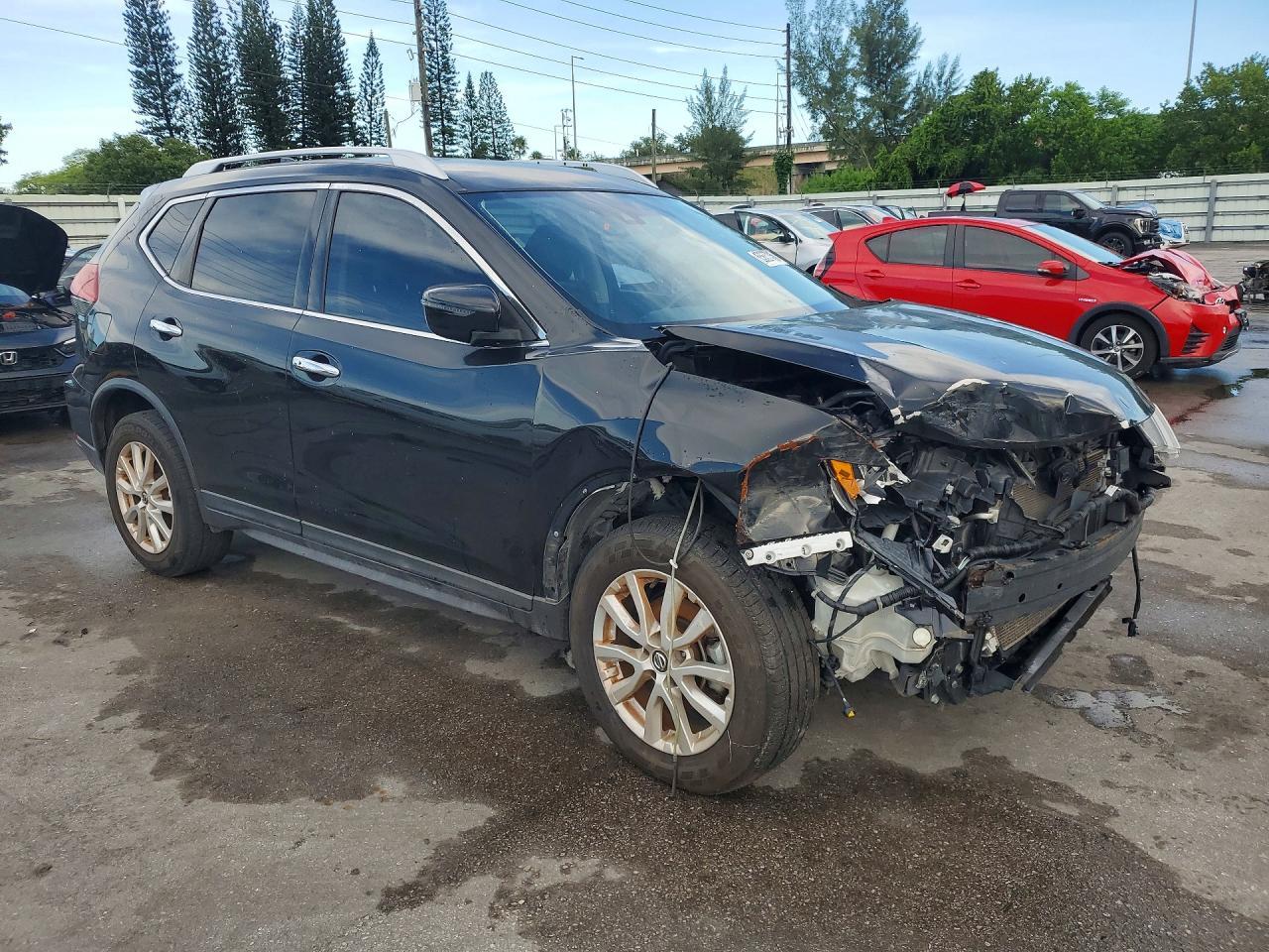 2020 Nissan Rogue Sv - Фото 4