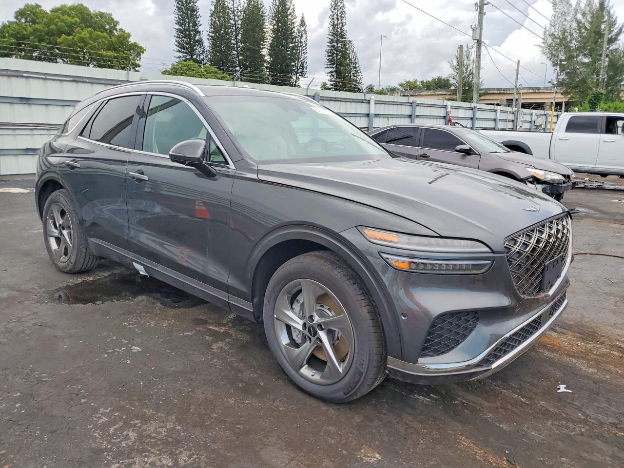 2026 Genesis Gv70 Advanced - Image 4