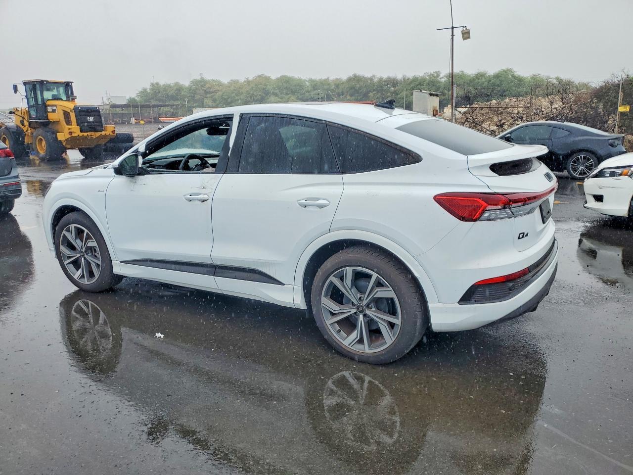 2025 Audi Q4 E-Tron Sportback Premium - Фото 2