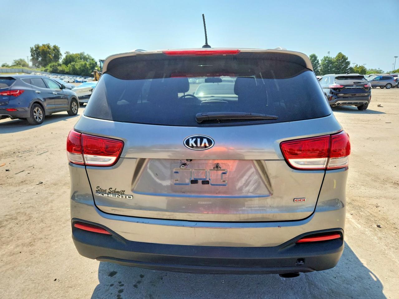 2016 Kia Sorento Lx - Image 6