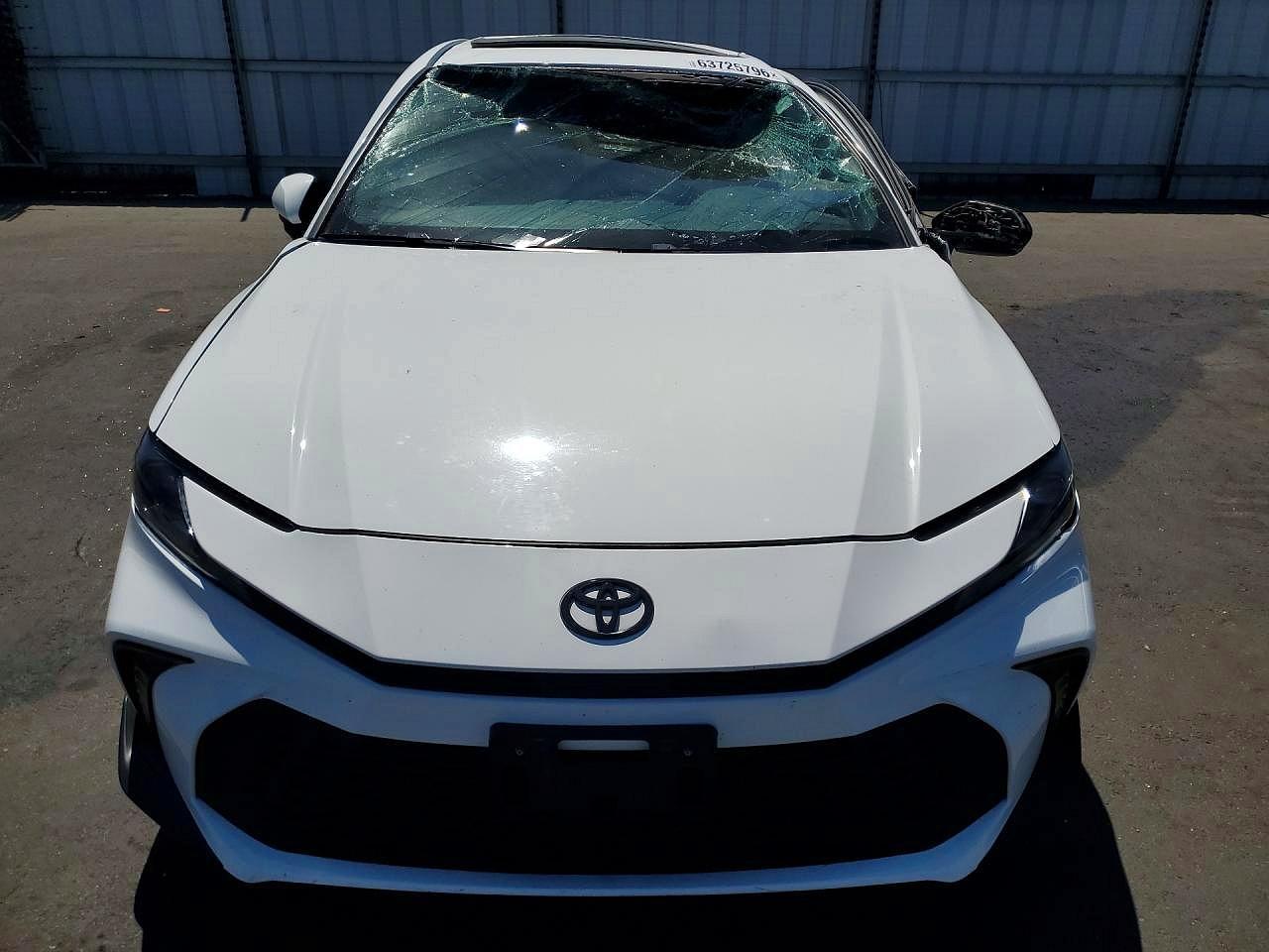 2025 Toyota Camry Se - Фото 5