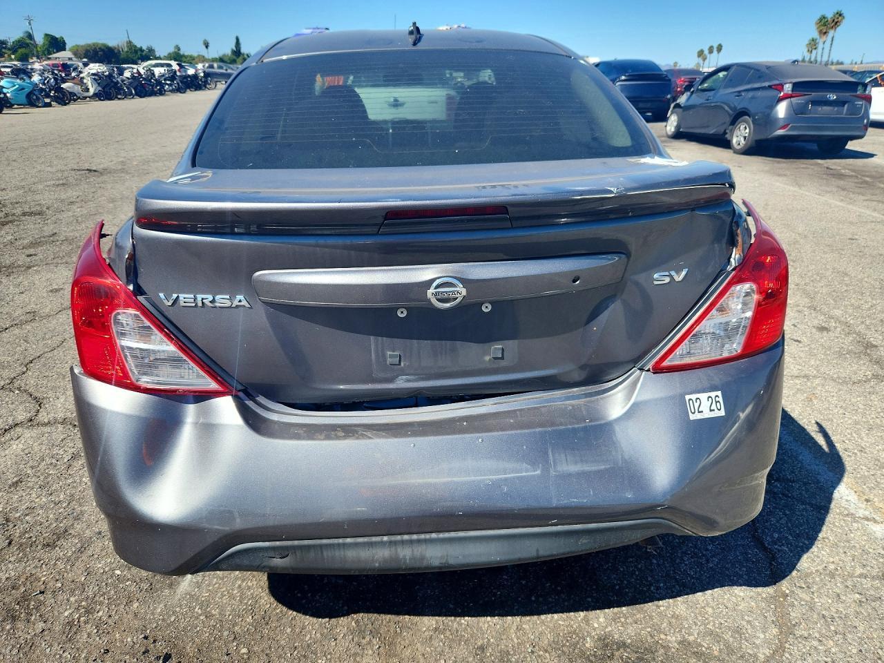2018 Nissan Versa Sv - Фото 6