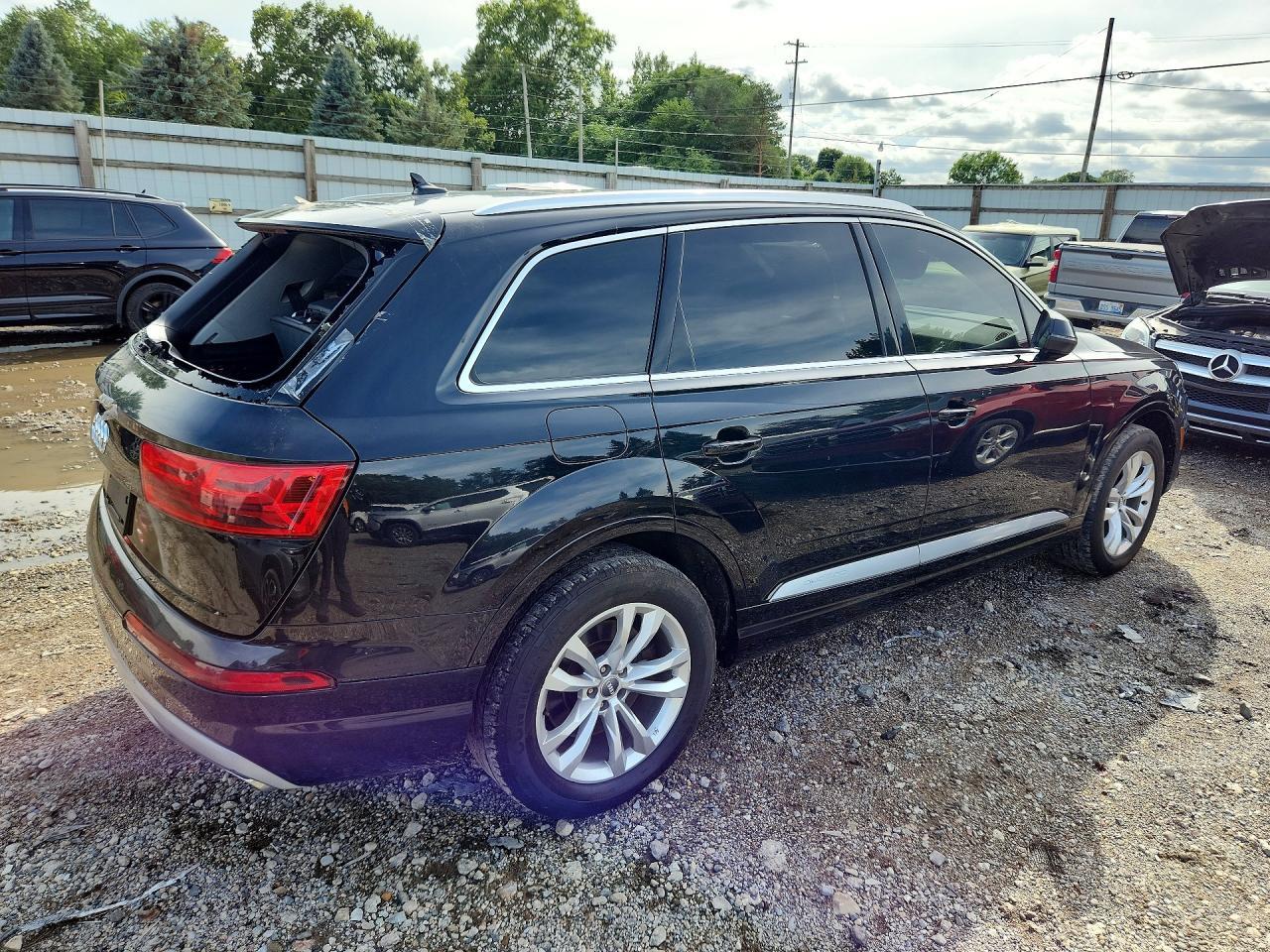 2019 Audi Q7 Premium Plus - Фото 3
