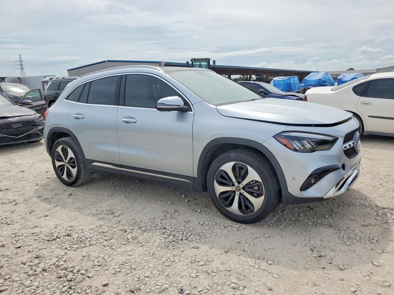 2025 Mercedes-Benz Gla 250 - Фото 4