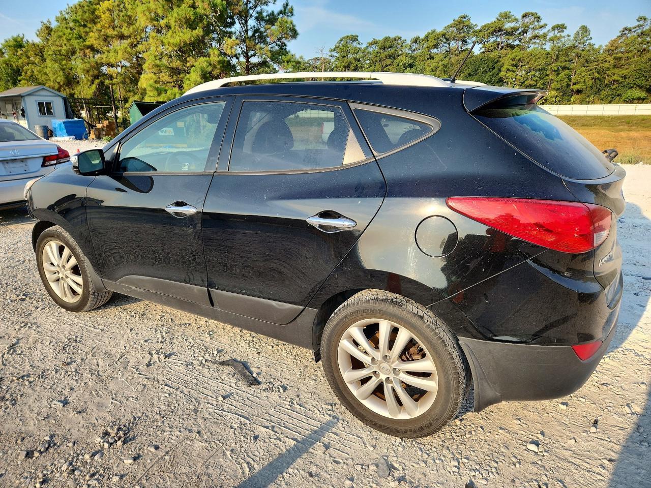 2011 Hyundai Tucson Limited - Фото 2