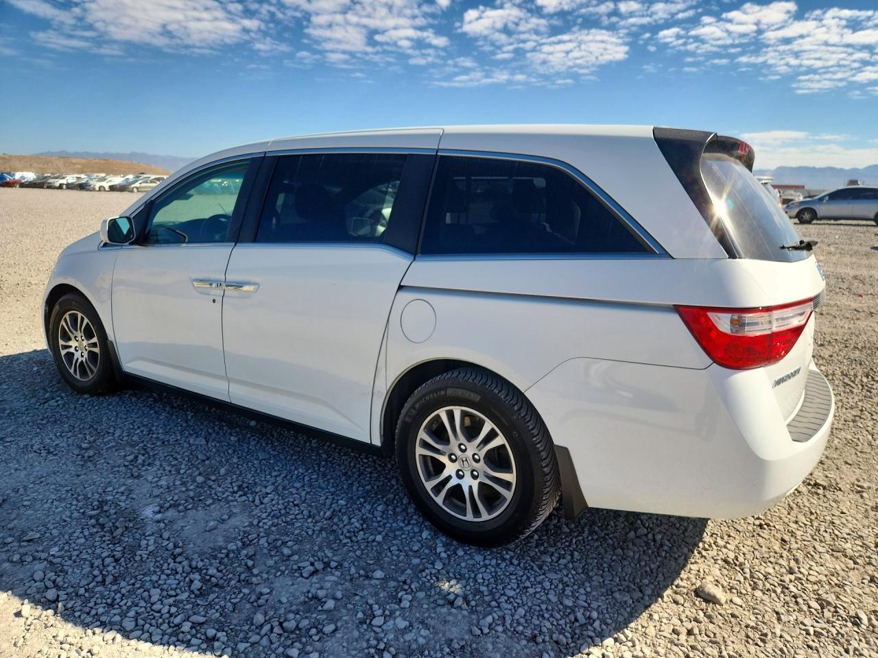 2011 Honda Odyssey Exl - Фото 2