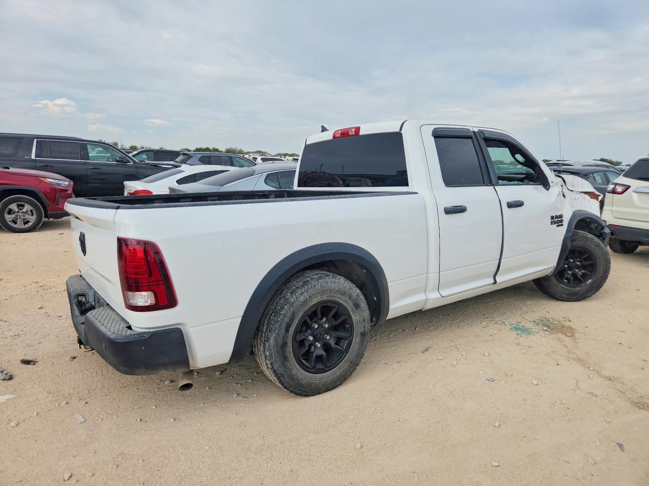 2022 Ram 1500 Classic Slt - Image 3