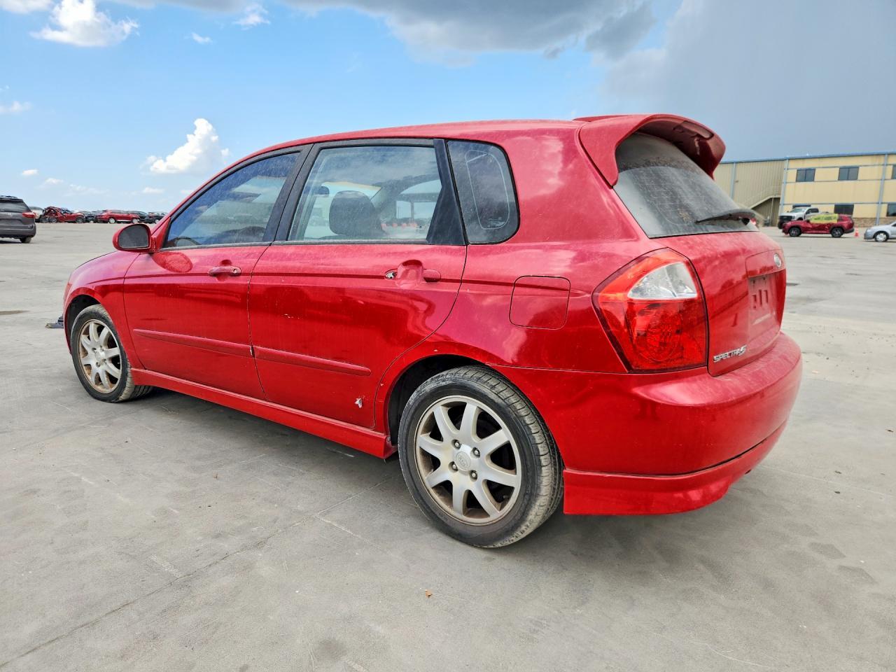 2006 Kia Spectra Spectra5 - Фото 2