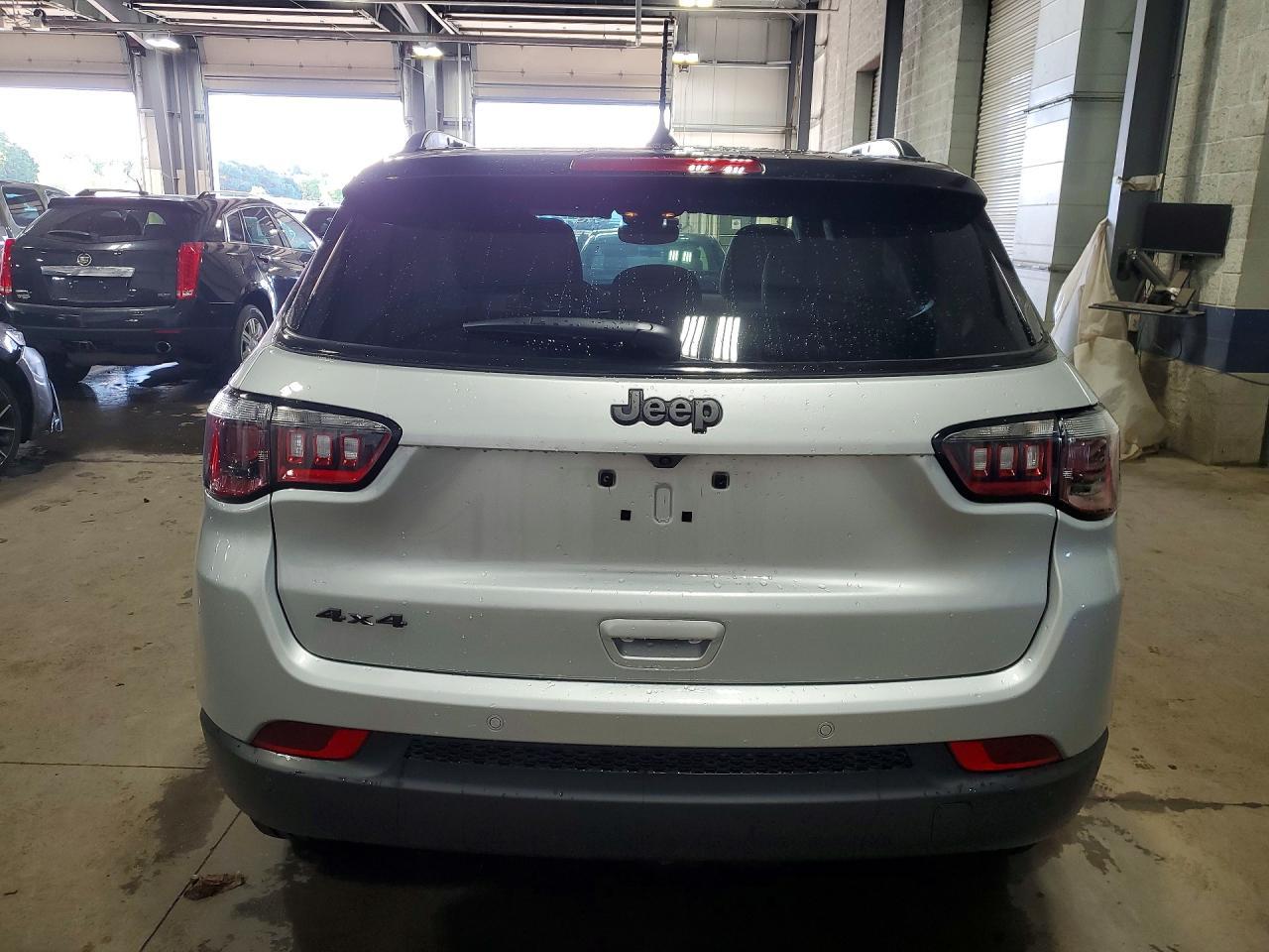 2026 Jeep Compass Limited - Фото 6