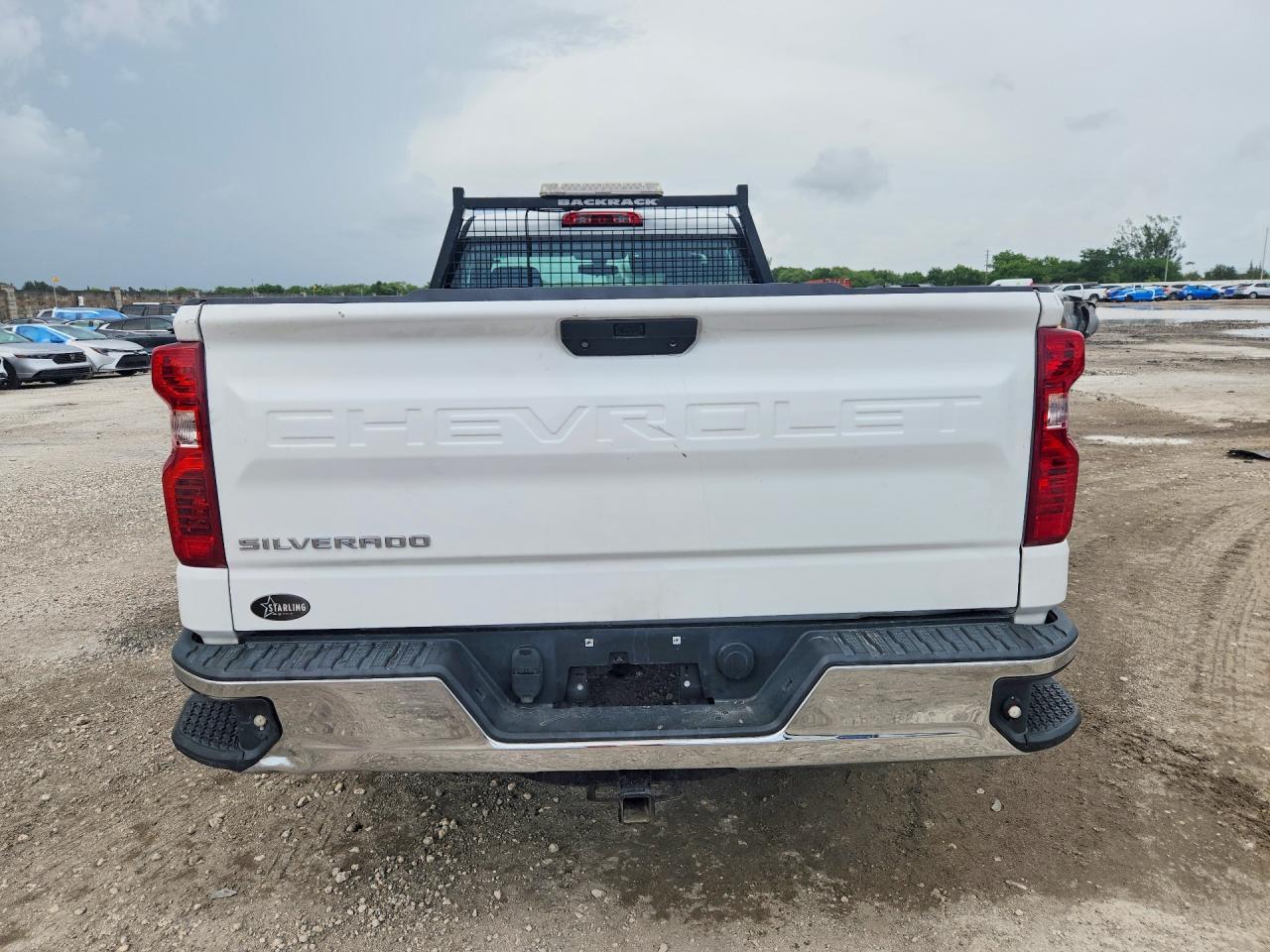 2020 Chevrolet Silverado C1500 - Фото 6