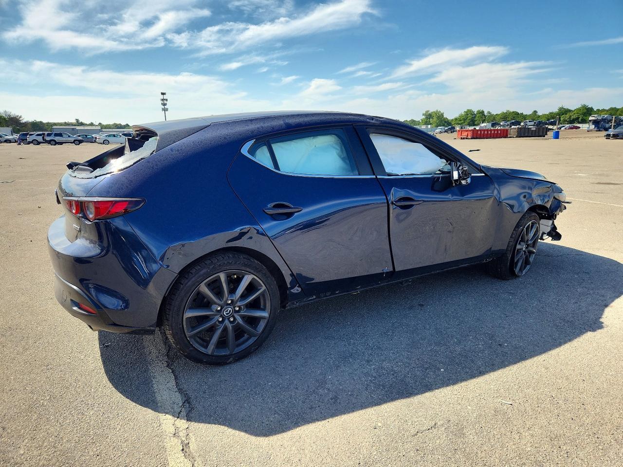 2021 Mazda 3 Preferred - Фото 3