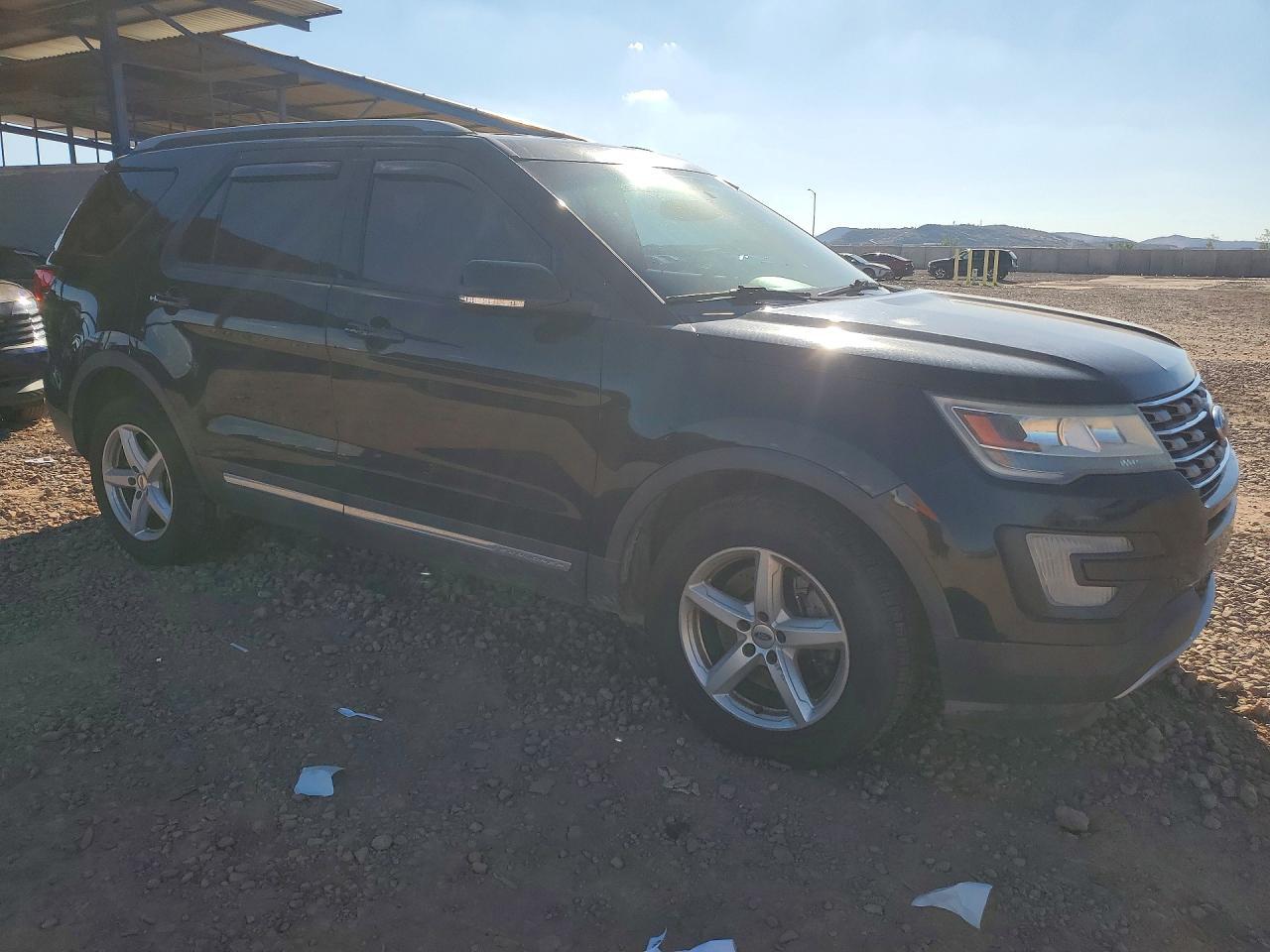2016 Ford Explorer Xlt - Image 4