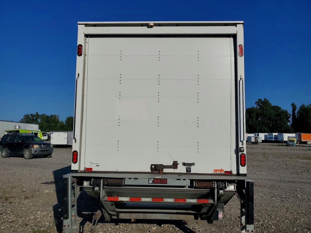 2022 Ford F650 Super - Фото 6