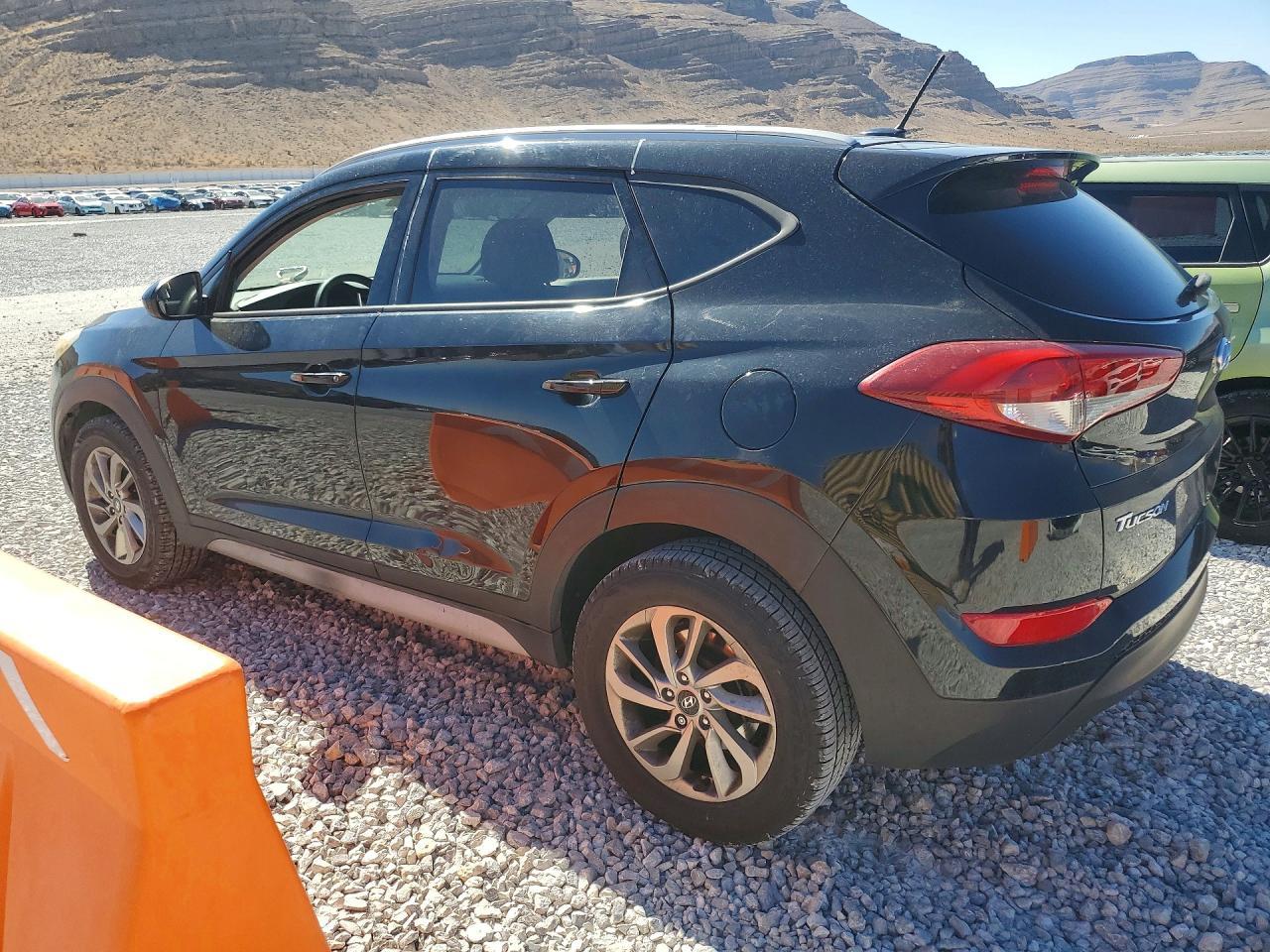 2017 Hyundai Tucson Se - Image 2