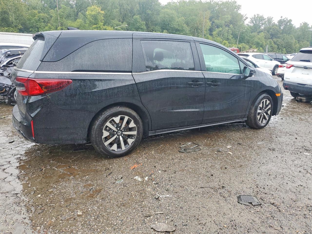 2026 Honda Odyssey Exl - Image 3