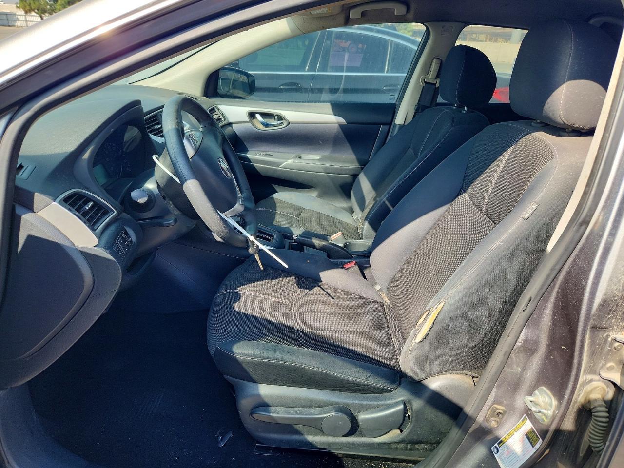 2016 Nissan Sentra S - Image 7